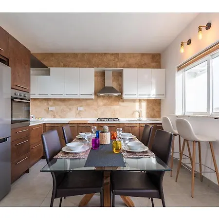 Unique 2br With Balcony & Views In Gozo By 360 Estates Zebbug (Gozo)